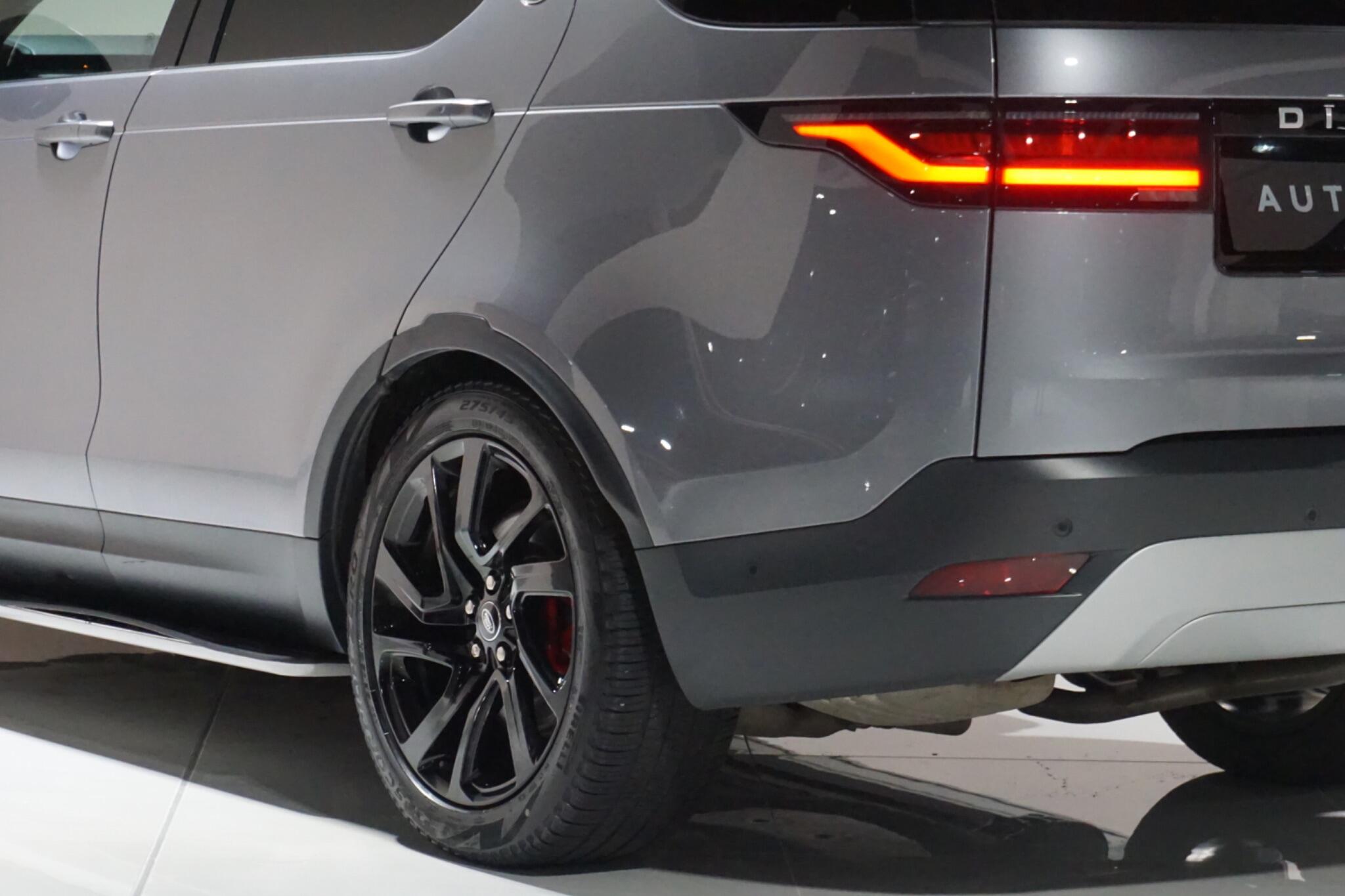 Land Rover Discovery 3.0 D300 MHEV SE SUV 5dr Diesel Auto 4WD Euro 6 (s/s) (300 ps)